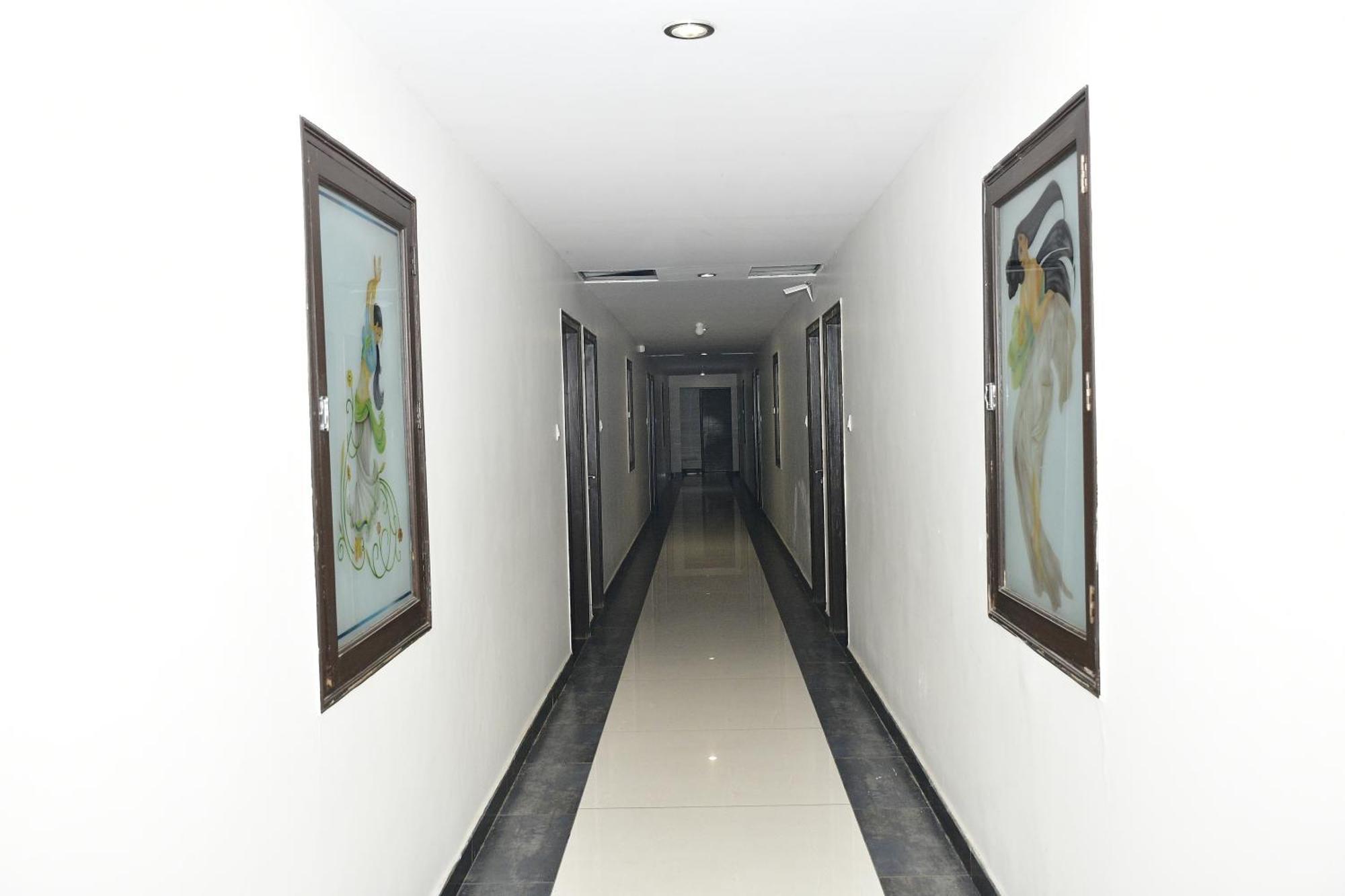 Nijaguna Resorts Chāmrājnagar Dış mekan fotoğraf
