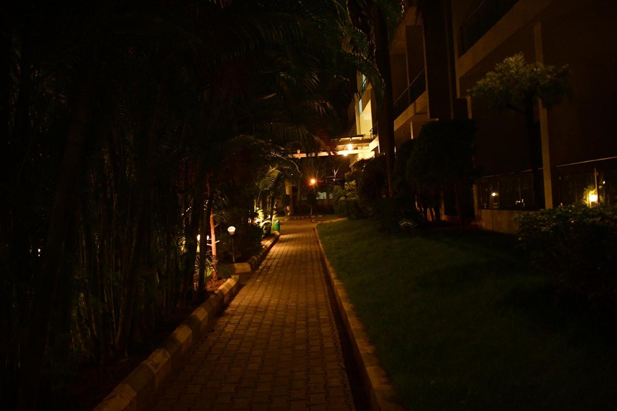 Nijaguna Resorts Chāmrājnagar Dış mekan fotoğraf